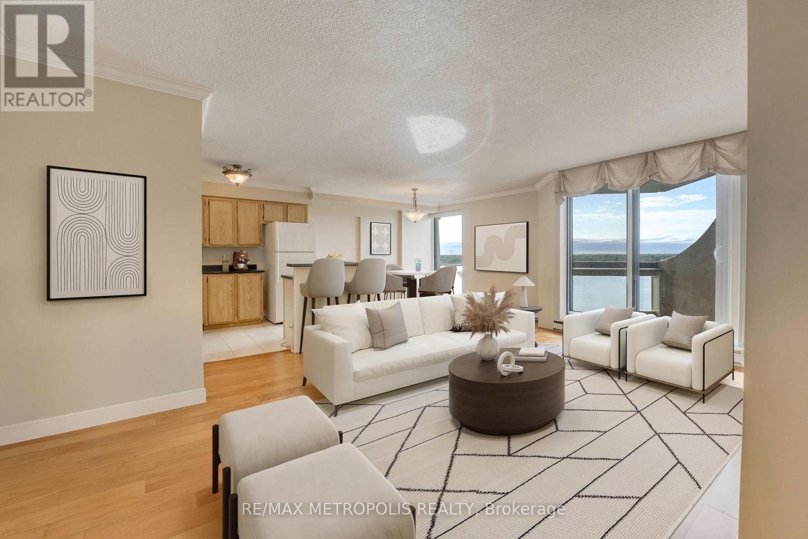 1306 - 155 Front Street N, Sarnia, ON - Indoor Photo Showing Living Room