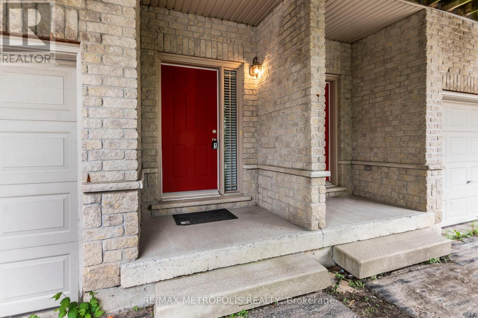 C16 - 619 Wild Ginger Avenue, Waterloo, ON - Outdoor With Exterior