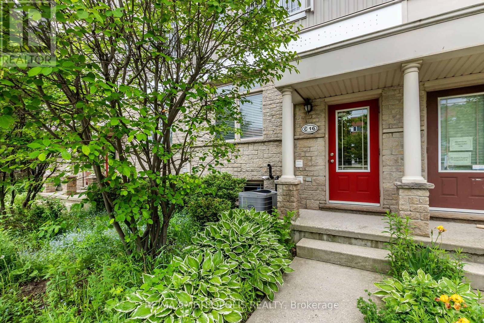 C16 - 619 Wild Ginger Avenue, Waterloo, ON - Outdoor