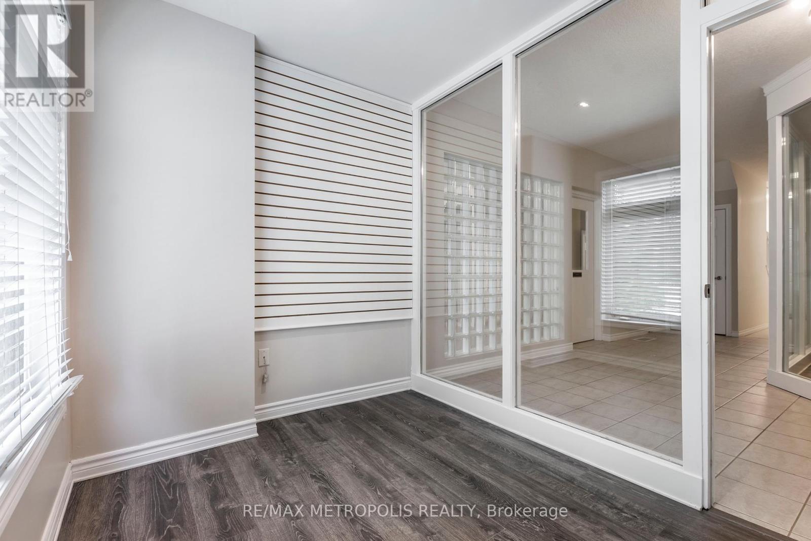 C16 - 619 Wild Ginger Avenue, Waterloo, ON - Indoor Photo Showing Other Room