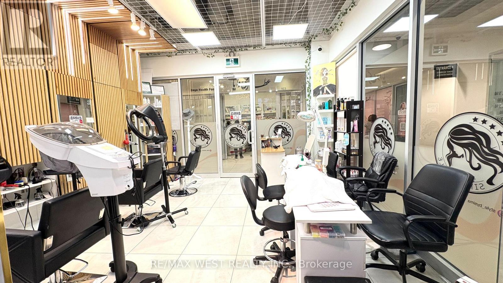 104 - 7181 Yonge Street, Markham, ON