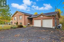 18 SMITH ROAD North Grenville, ON K0G 1T0