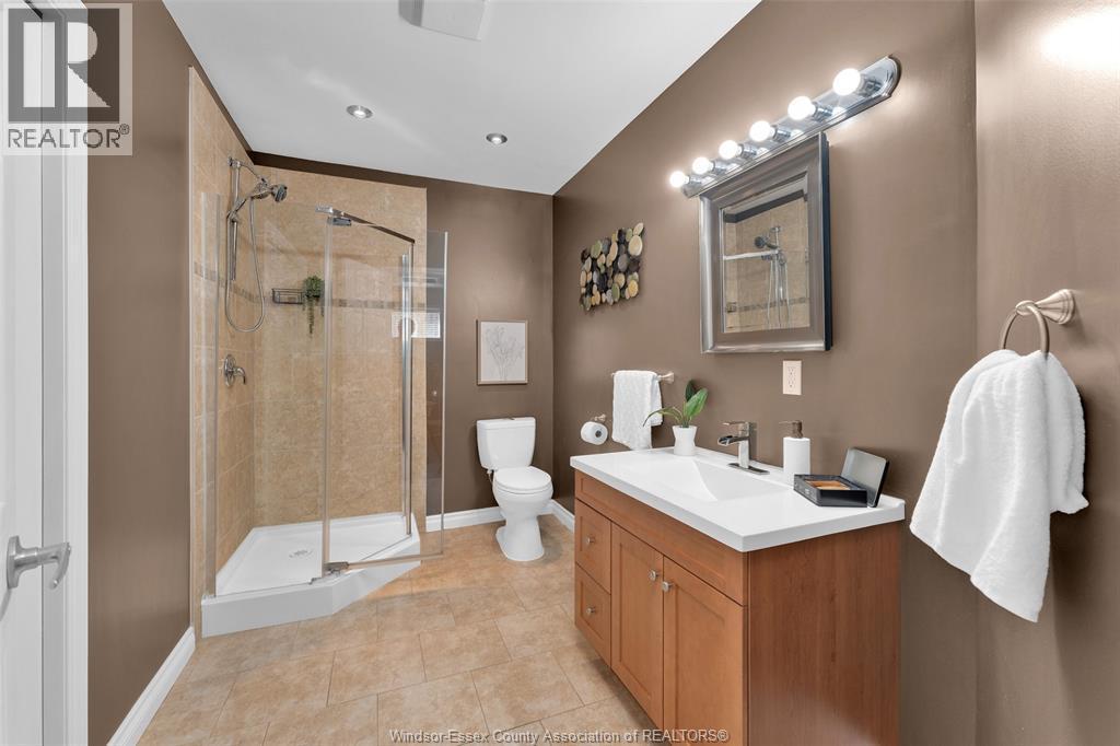 262 Columbus Drive, Lakeshore, ON - Indoor