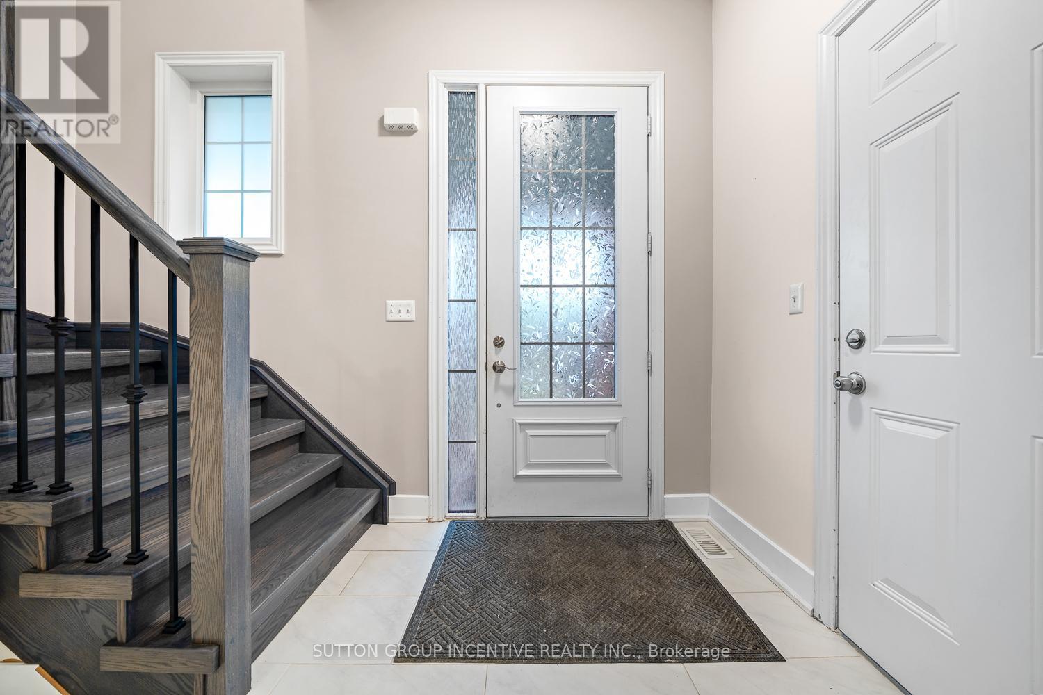 105 Collier Crescent, Essa, ON - Indoor Photo Showing Other Room