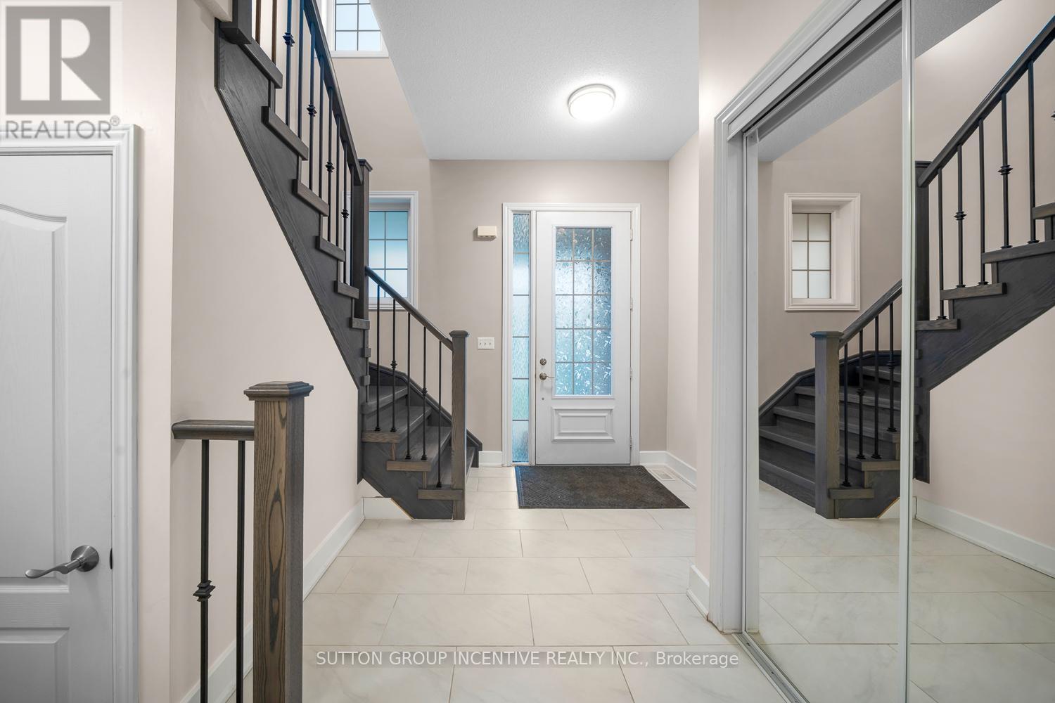 105 Collier Crescent, Essa, ON - Indoor Photo Showing Other Room