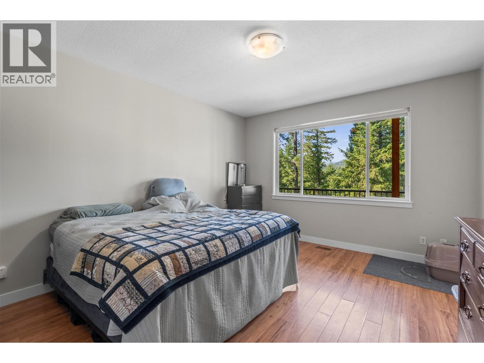 1951 Wolfgang Road, Armstrong, BC - Indoor Photo Showing Bedroom