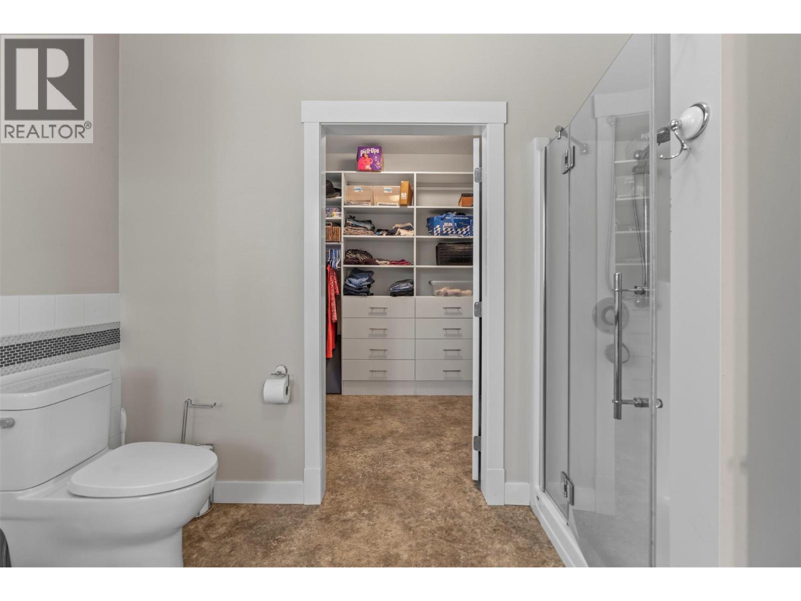 1951 Wolfgang Road, Armstrong, BC - Indoor Photo Showing Bathroom