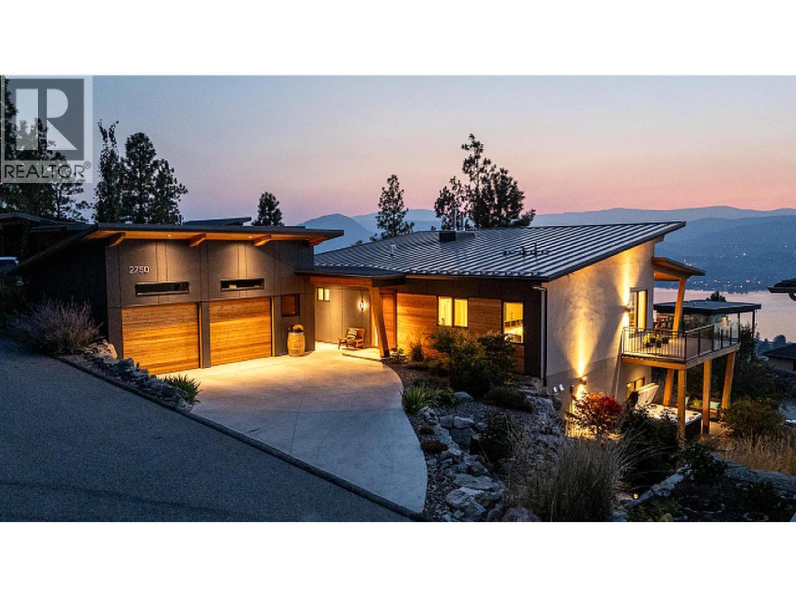 2750 Workman Place, Naramata, BC - Outdoor