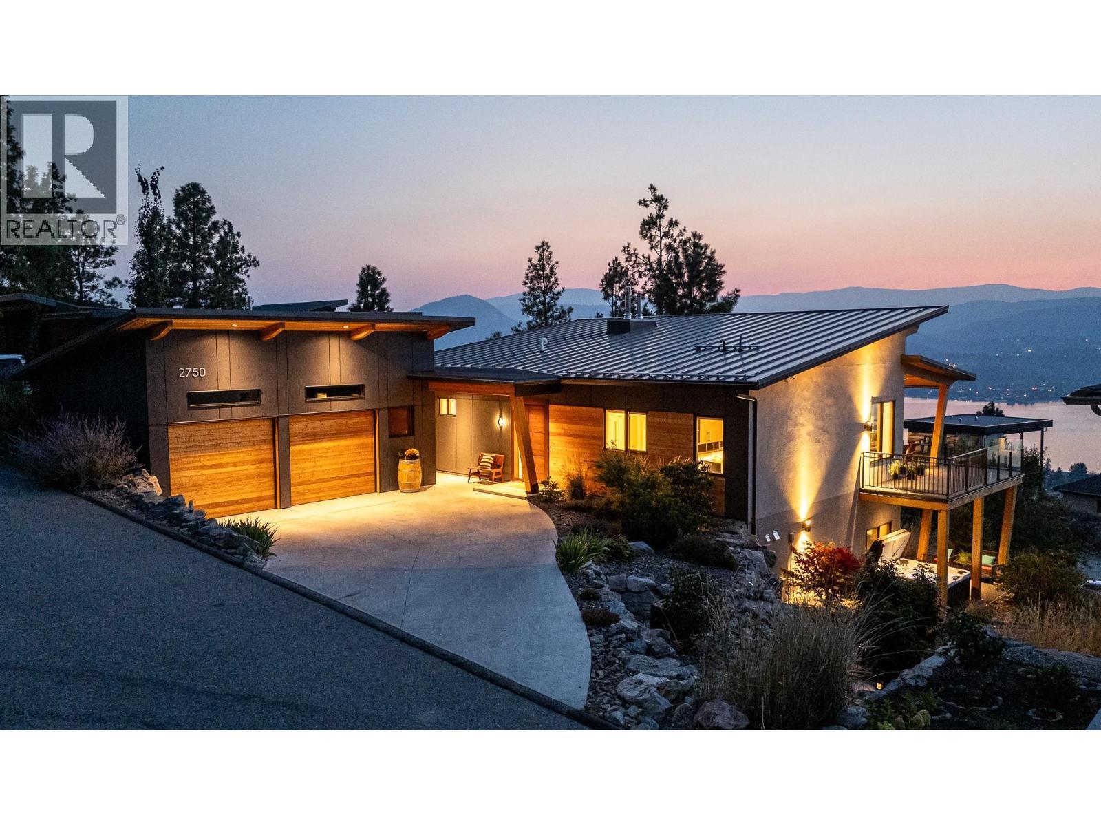 2750 Workman Place, Naramata, BC - Outdoor