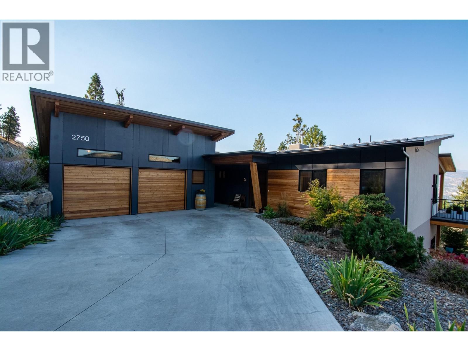 2750 Workman Place, Naramata, BC - Outdoor