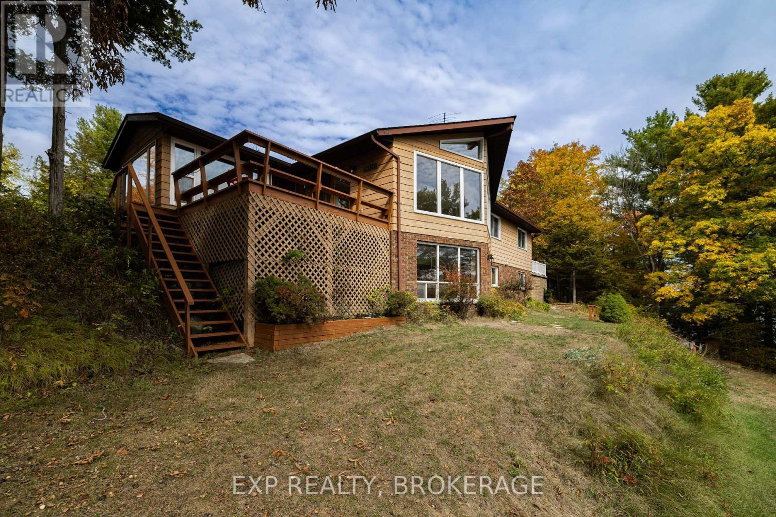 3037 Hilltop Lane, Frontenac (Frontenac South), ON - Outdoor