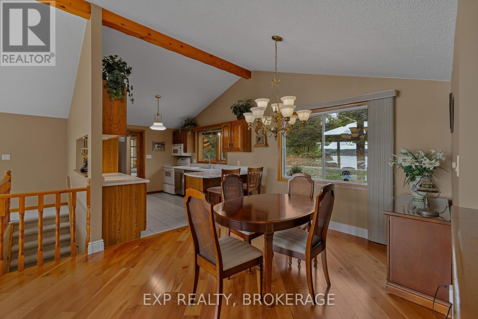 3037 Hilltop Lane, Frontenac (Frontenac South), ON - Indoor Photo Showing Dining Room