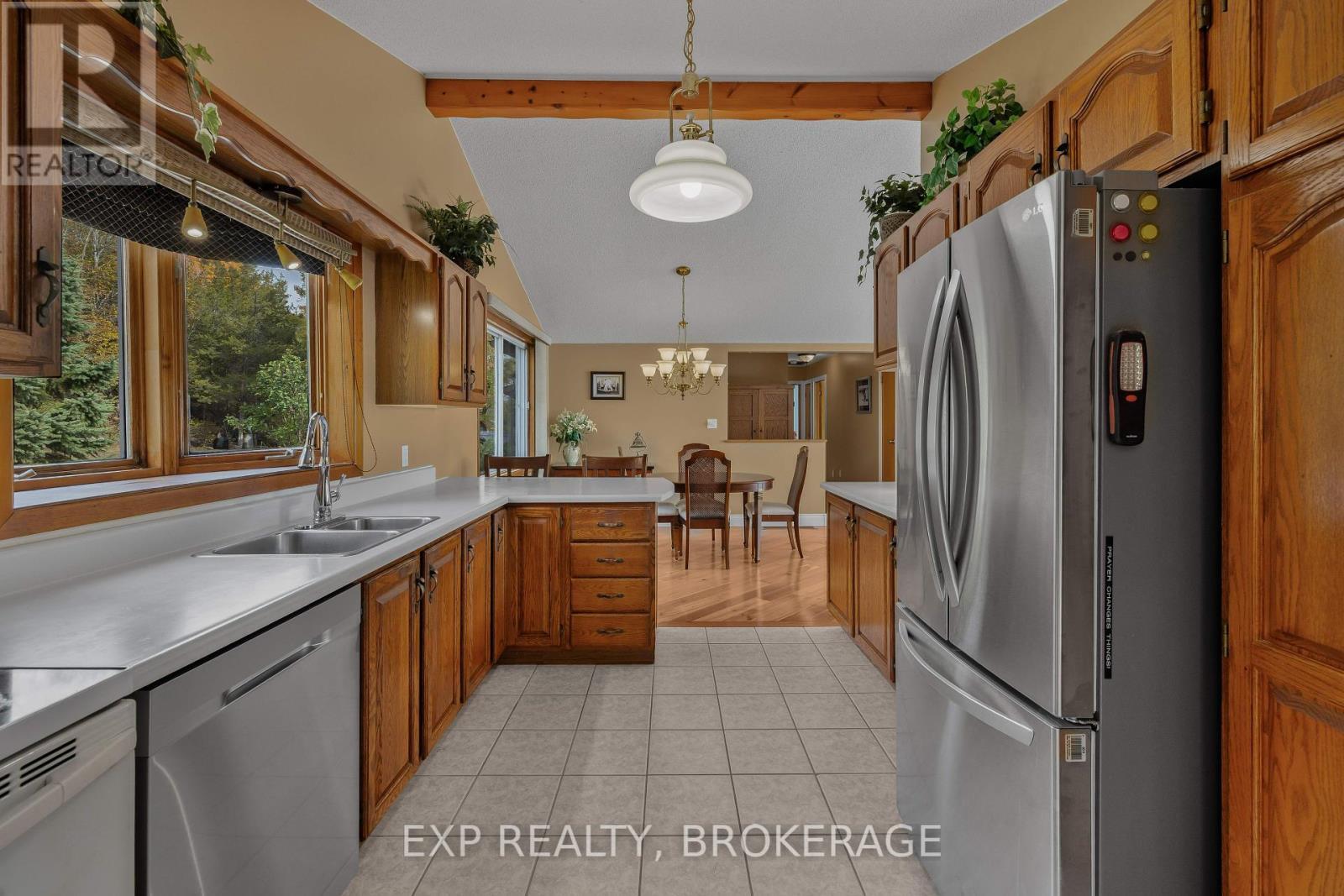 3037 Hilltop Lane, Frontenac (Frontenac South), ON - Indoor Photo Showing Kitchen With Double Sink