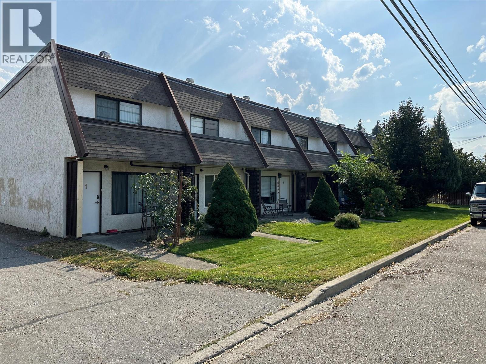 6435 Park Drive Unit# 6, Oliver, BC - Outdoor