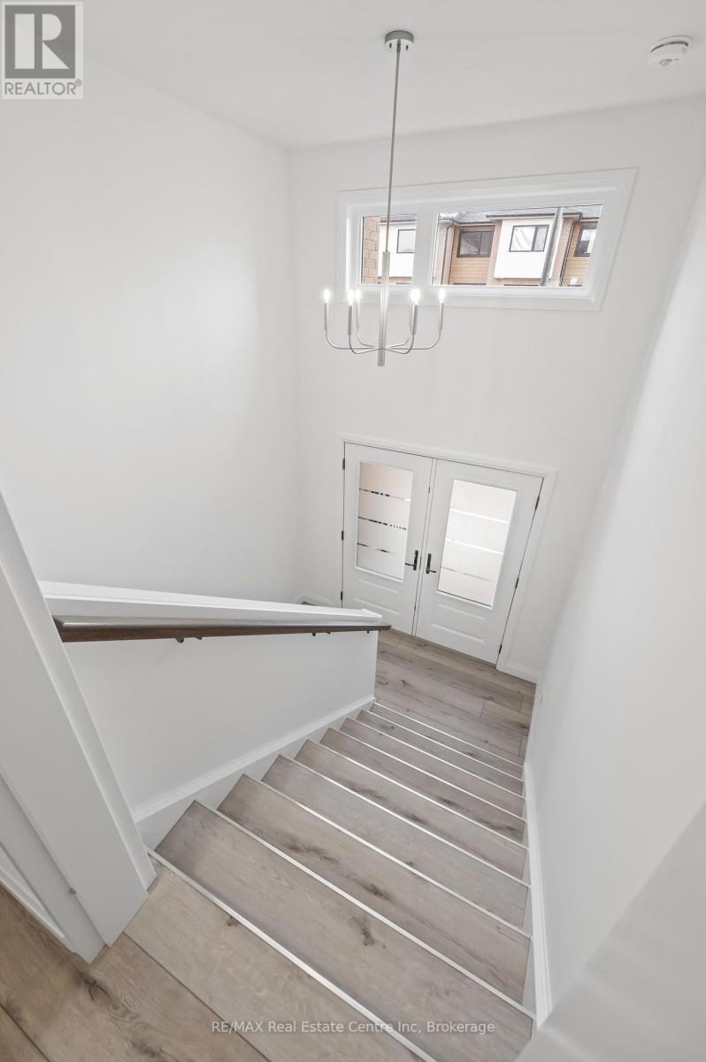 9 - 182 Bridge Crescent, Minto, ON - Indoor Photo Showing Other Room