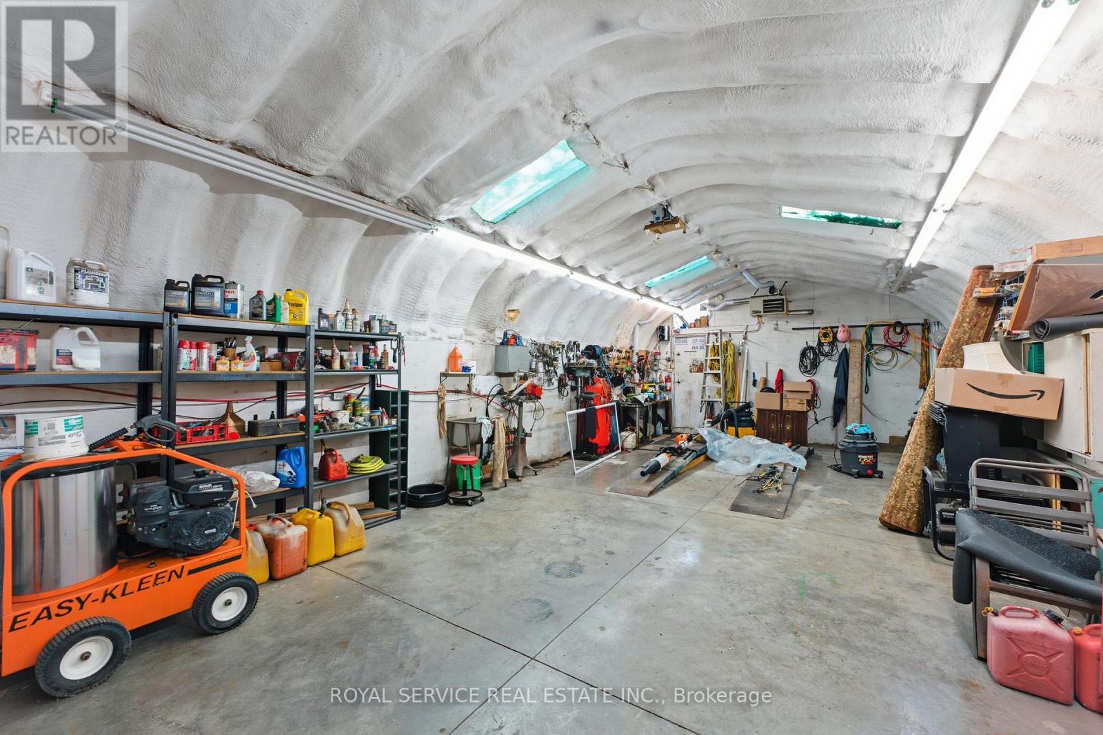 2853 13Th Line E, Trent Hills, ON - Indoor Photo Showing Garage