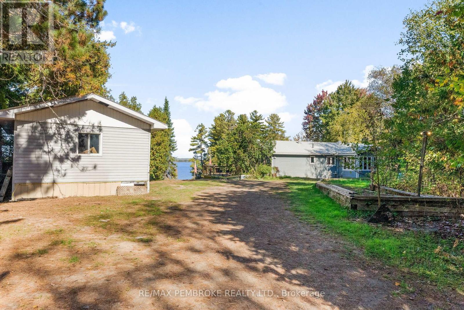 204B Hawkins Drive, Killaloe, Hagarty And Richards, ON - Outdoor