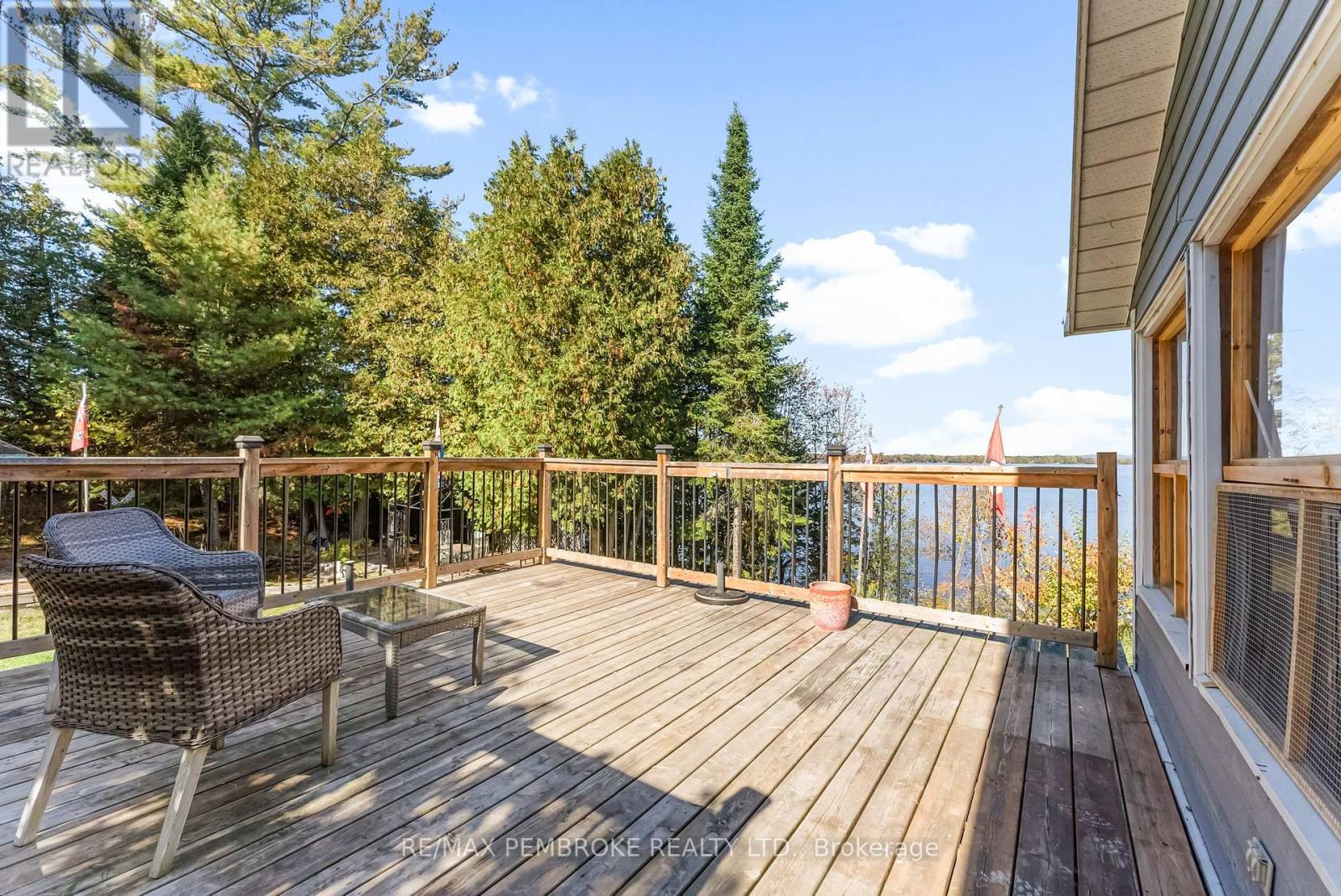 204B Hawkins Drive, Killaloe, Hagarty And Richards, ON - Outdoor With Deck Patio Veranda With Exterior