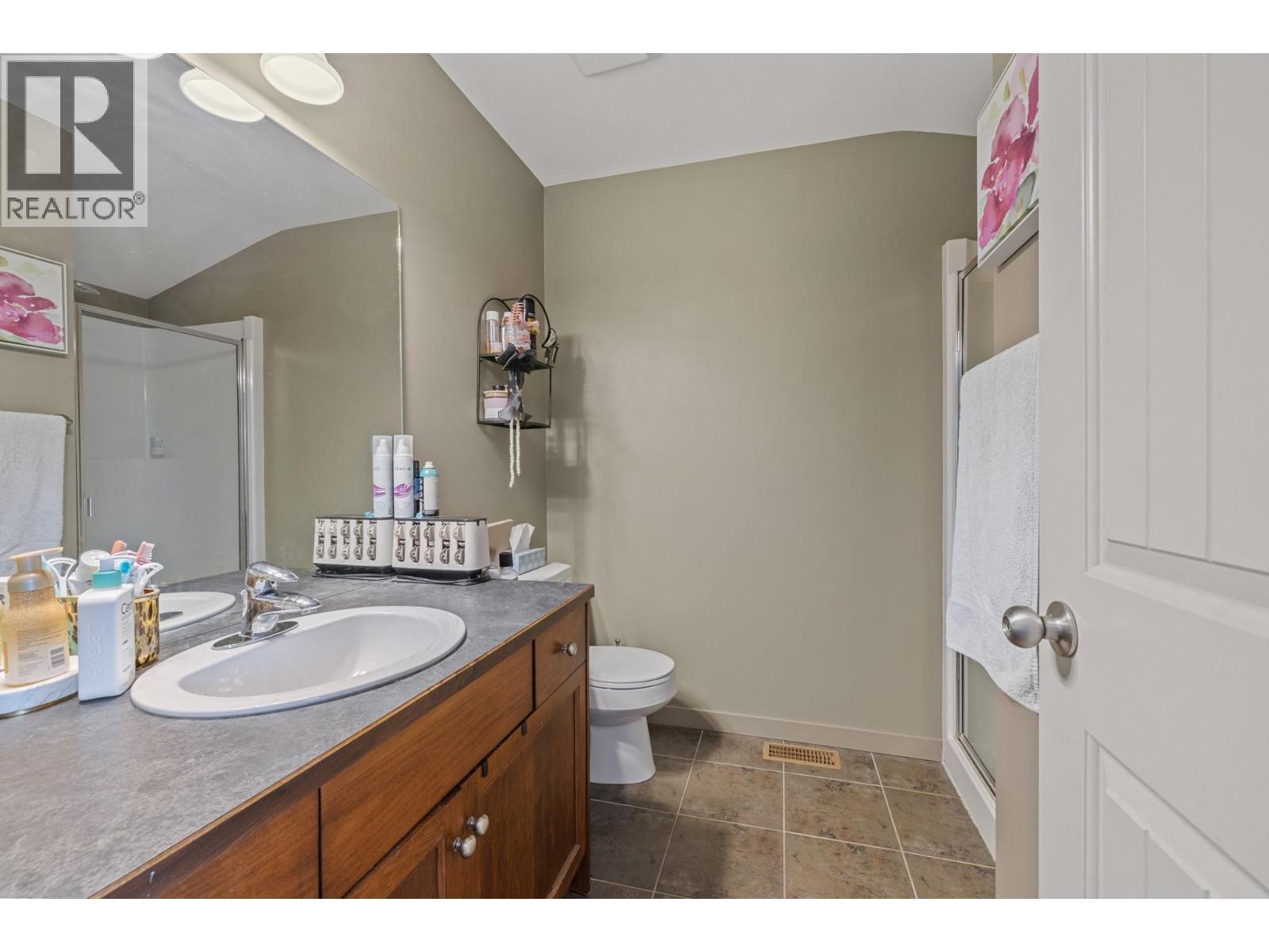 Ensuite - 146 Mccurdy Road Unit# 2, Kelowna, BC - Indoor Photo Showing Bathroom