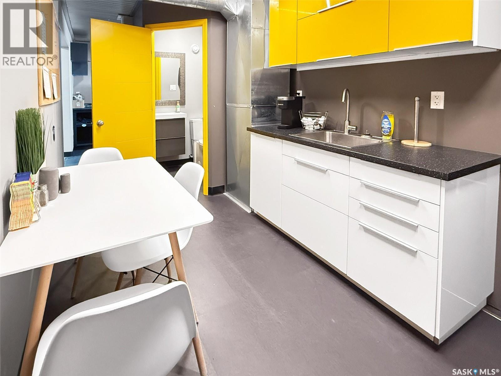 1411 North Service Road W, Swift Current, SK