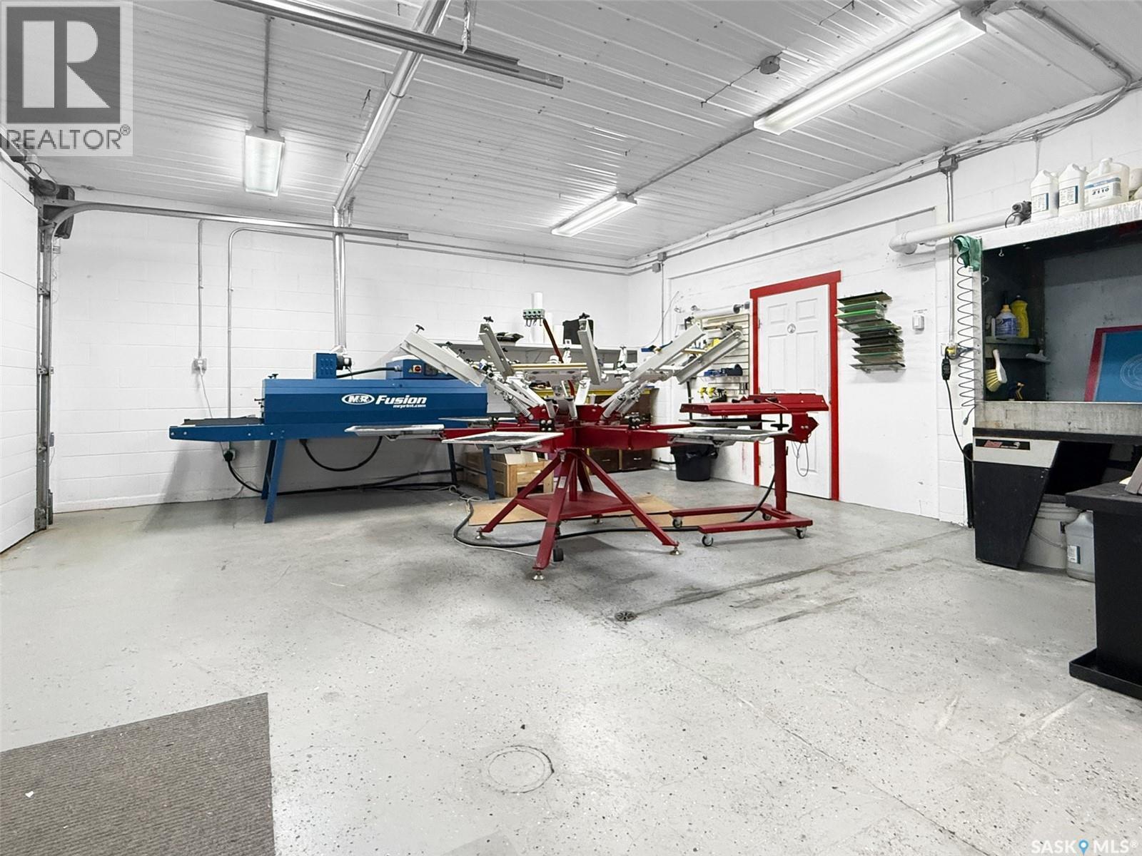 1411 North Service Road W, Swift Current, SK