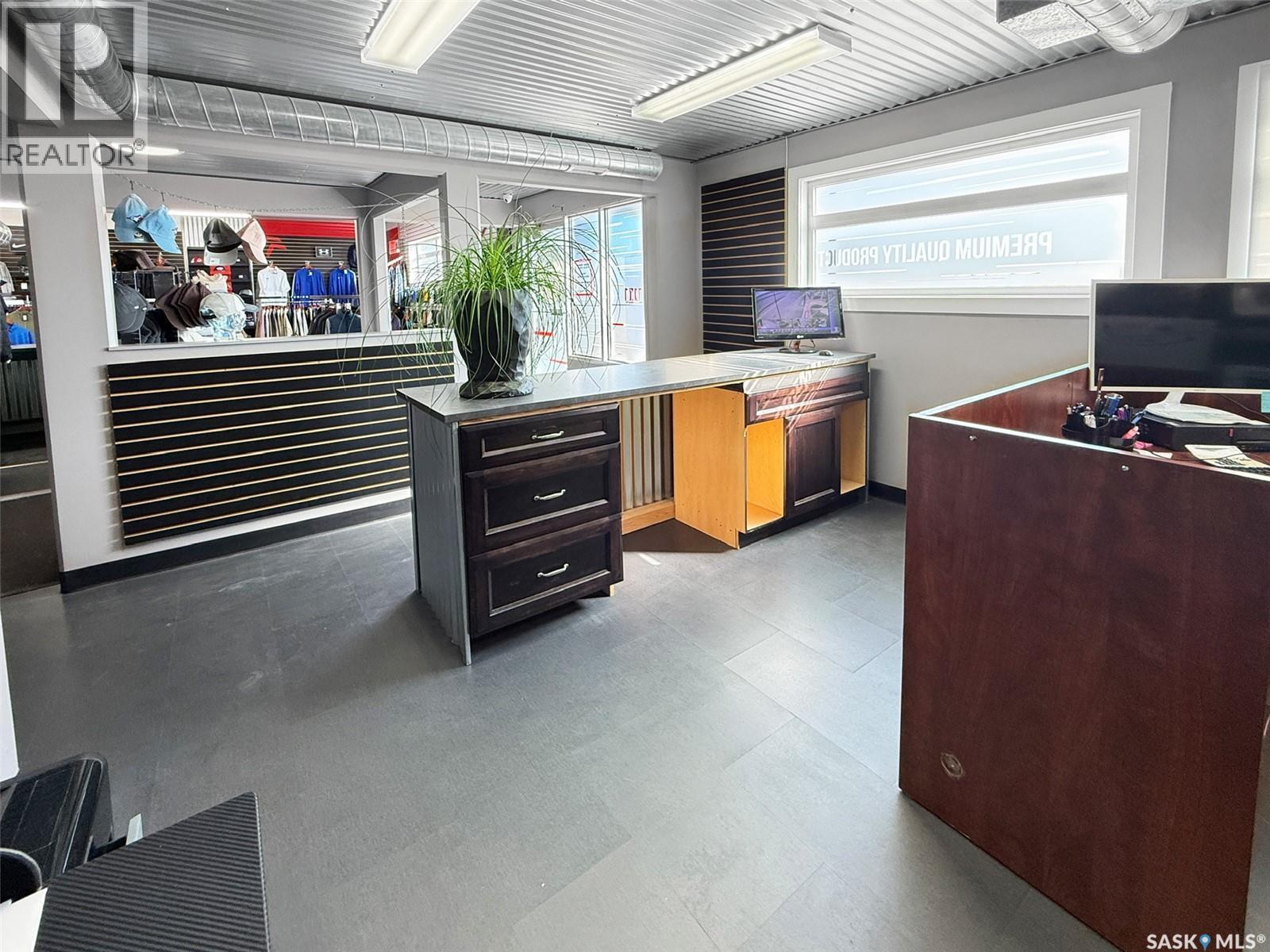 1411 North Service Road W, Swift Current, SK