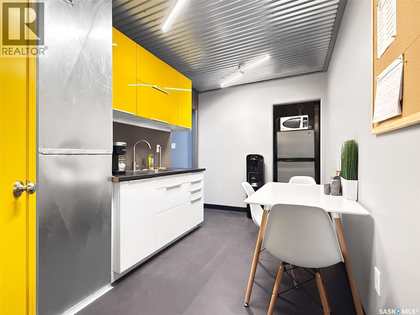 1411 North Service Road W, Swift Current, SK