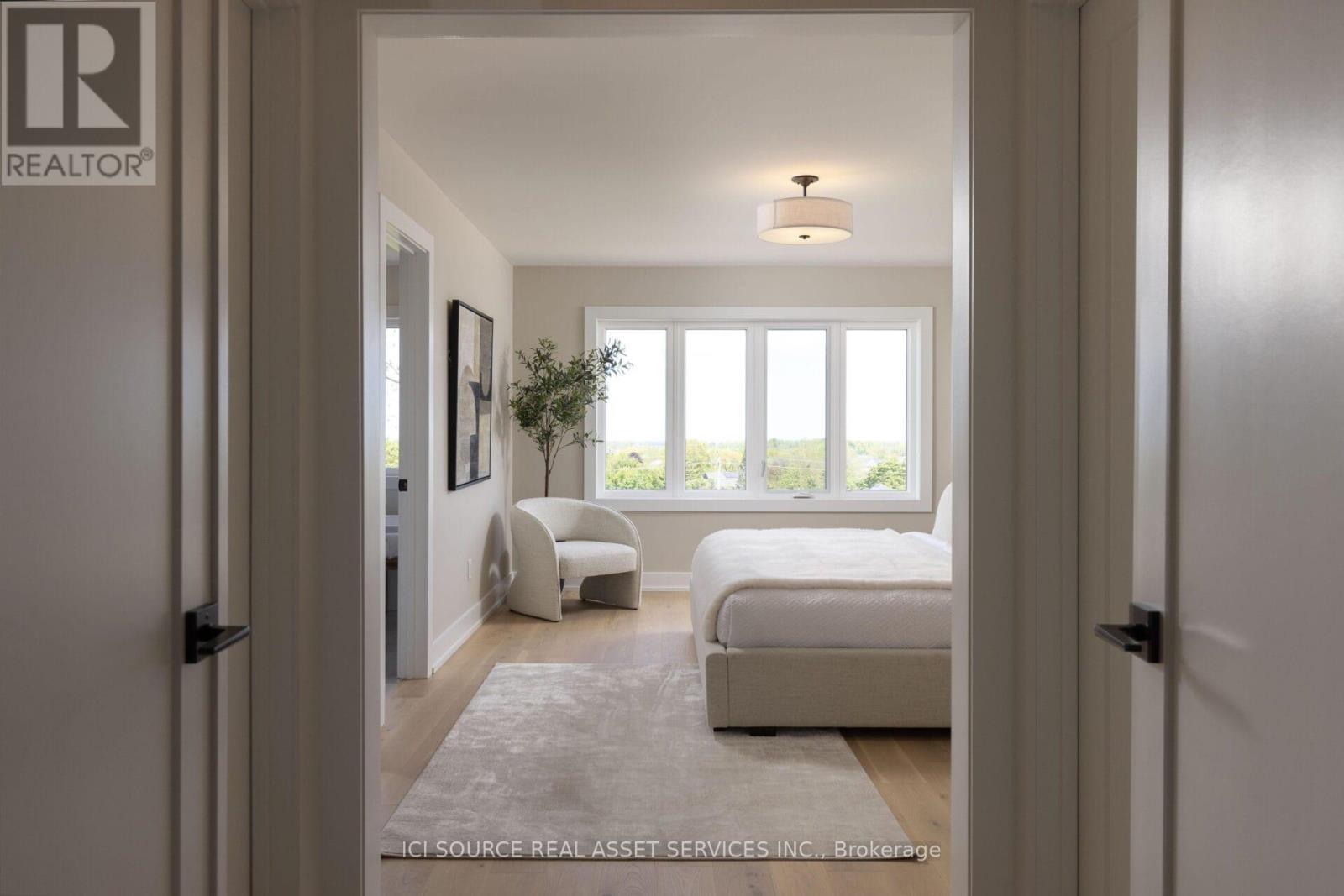 4061-2 Fracchioni Drive, Lincoln, ON - Indoor Photo Showing Bedroom