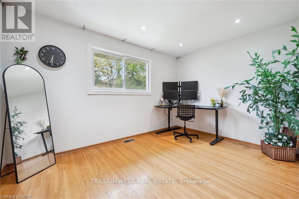 11 Van Horne Place, Kitchener, ON - Indoor Photo Showing Office