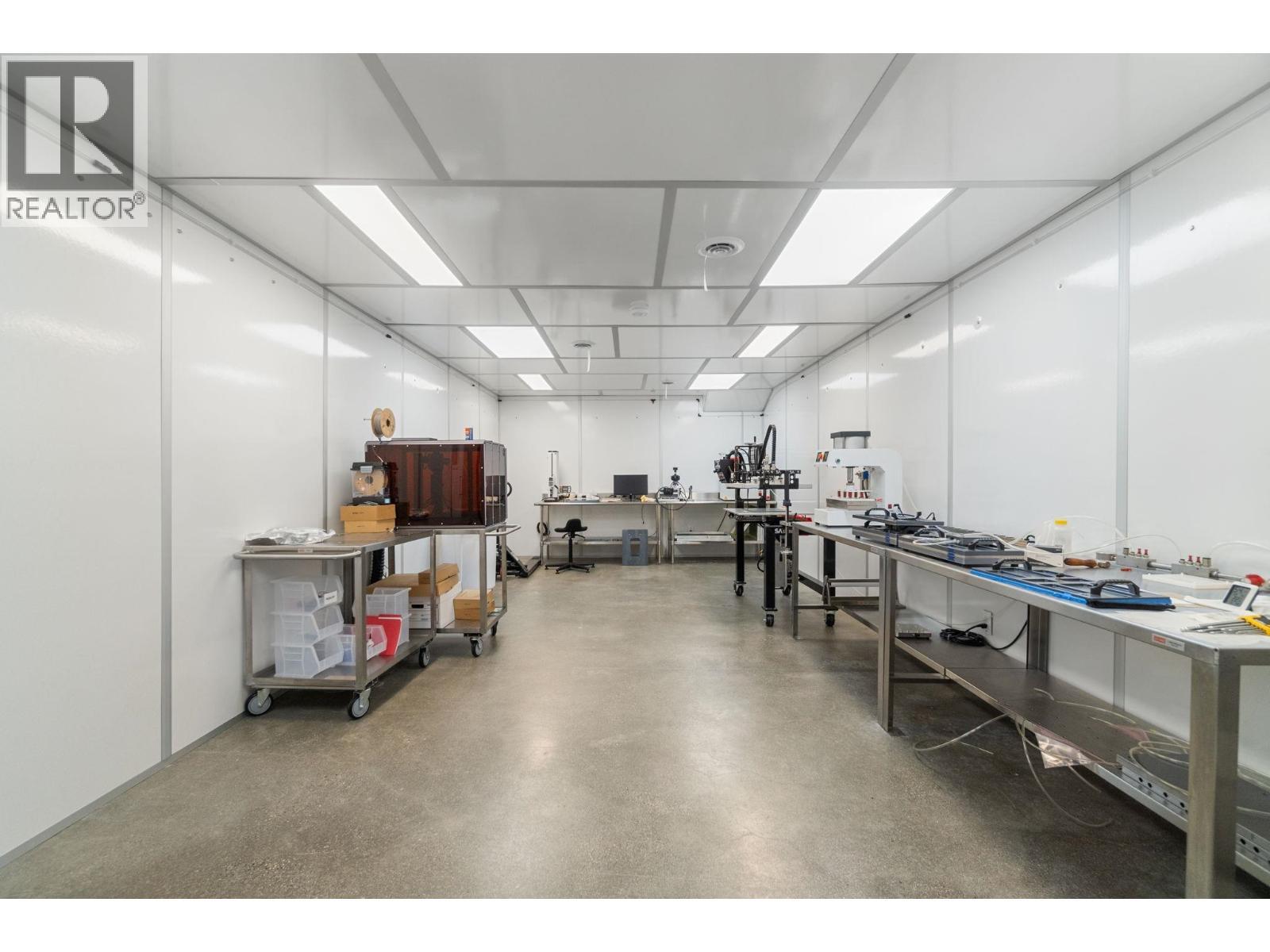 9030 Oak Street, Vancouver, BC