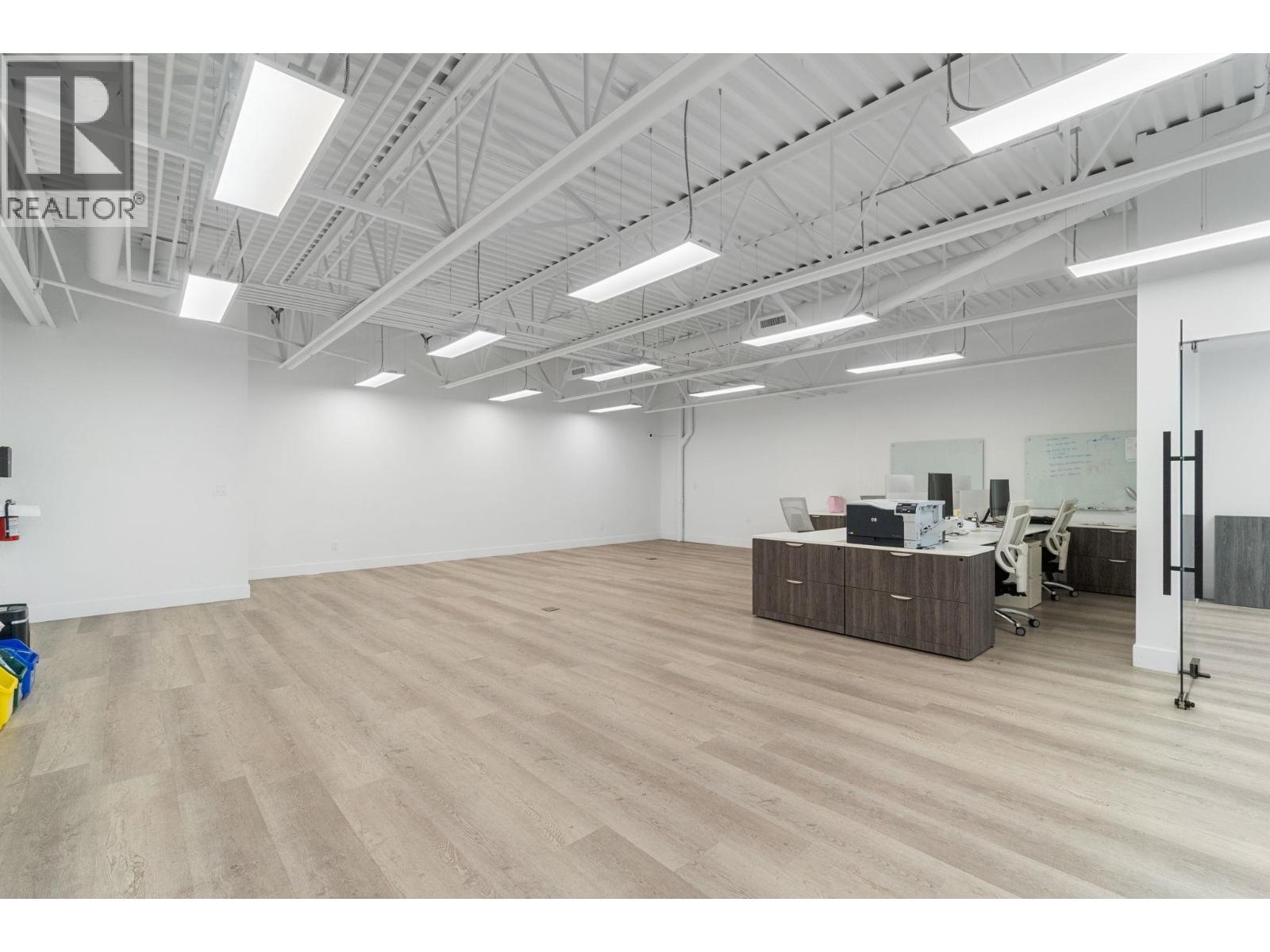 9030 Oak Street, Vancouver, BC