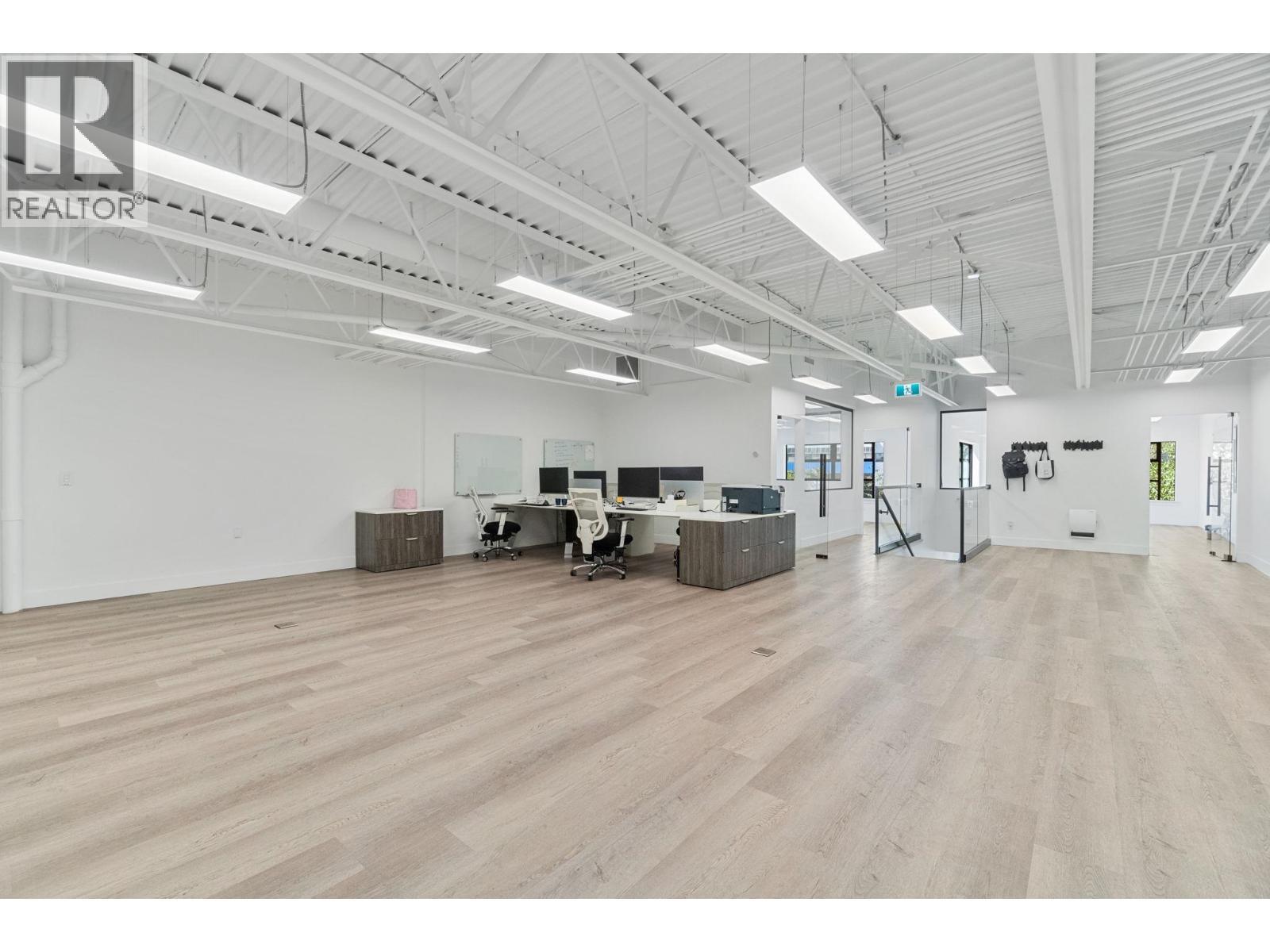 9030 Oak Street, Vancouver, BC