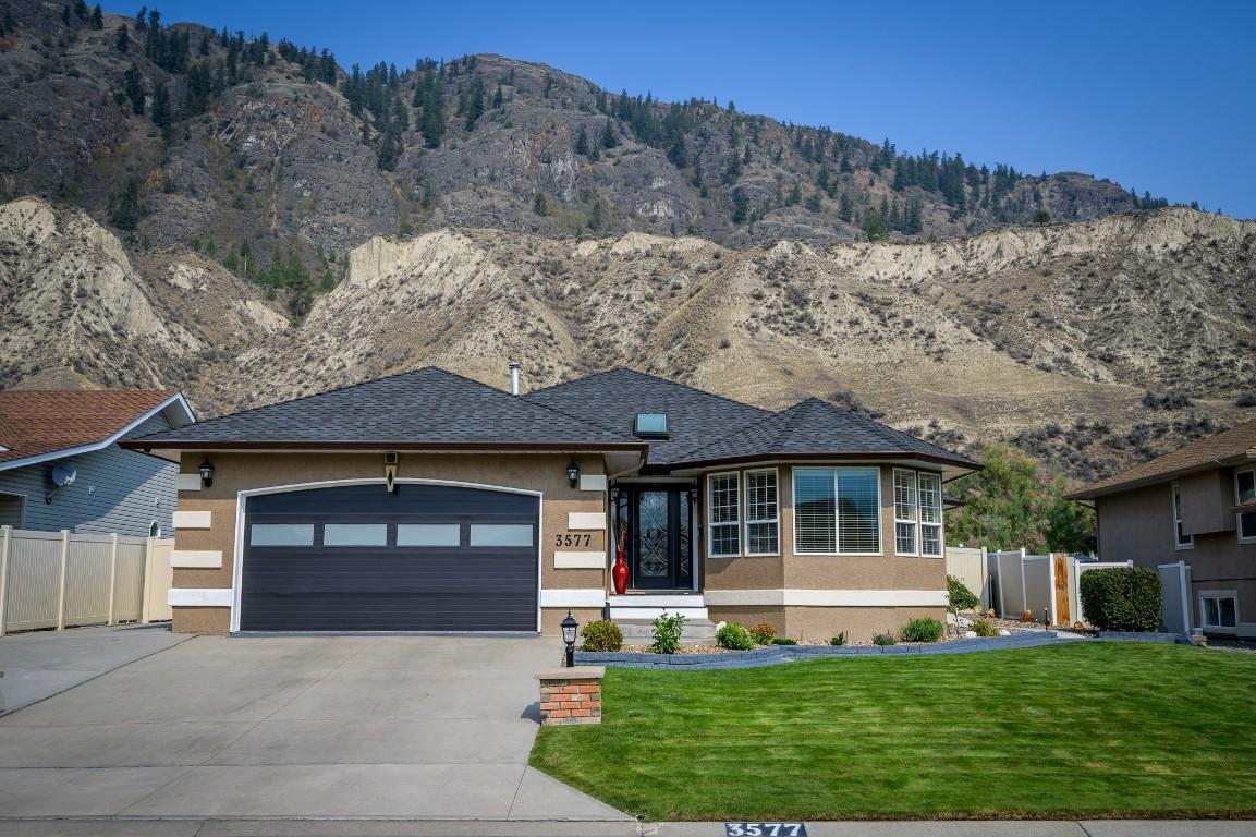 3577 Navatanee Drive, Kamloops, BC - Outdoor