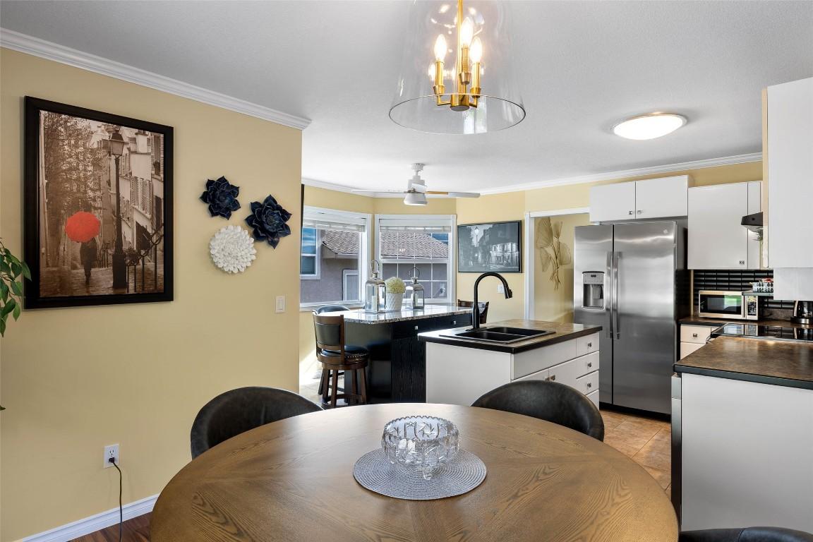 3577 Navatanee Drive, Kamloops, BC - Indoor