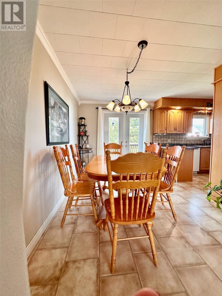 21 Drakes Road, Lawn, NL - Indoor Photo Showing Dining Room