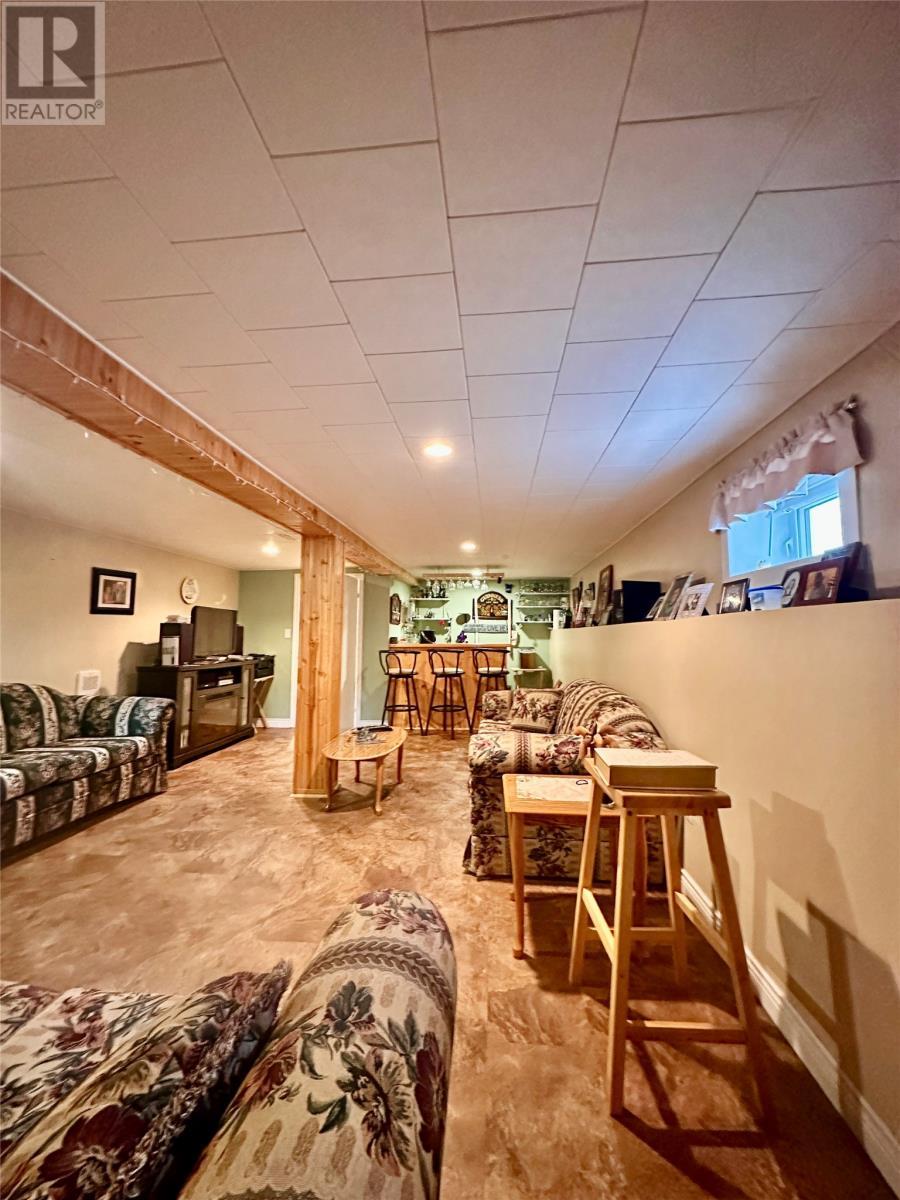 21 Drakes Road, Lawn, NL - Indoor Photo Showing Other Room