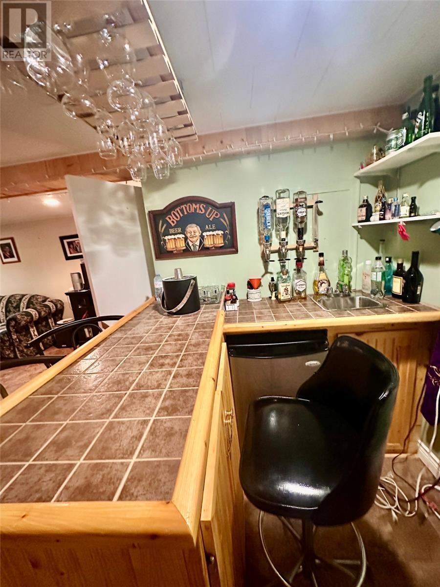 21 Drakes Road, Lawn, NL - Indoor