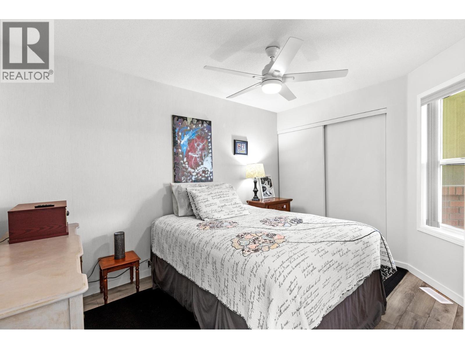 4035 Gellatly Road Unit# 132, West Kelowna, BC - Indoor Photo Showing Bedroom