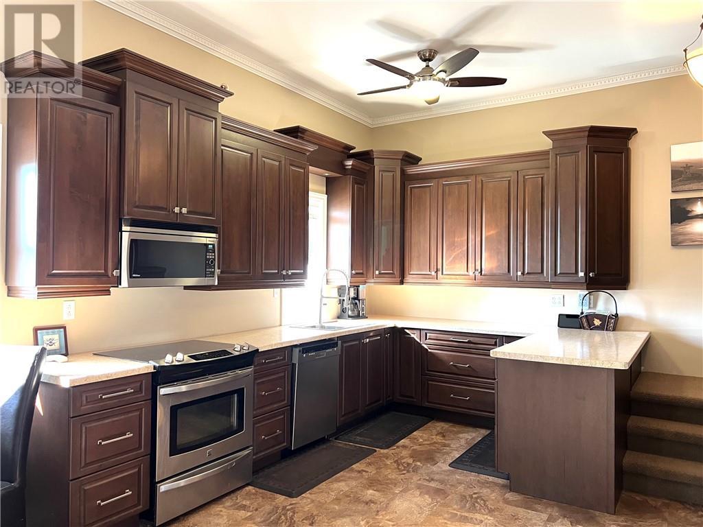 268 B Lake Road, St. Charles, ON - Indoor Photo Showing Kitchen