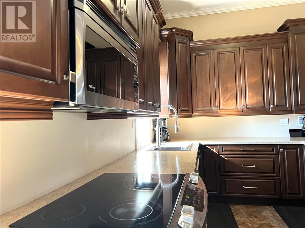 268 B Lake Road, St. Charles, ON - Indoor