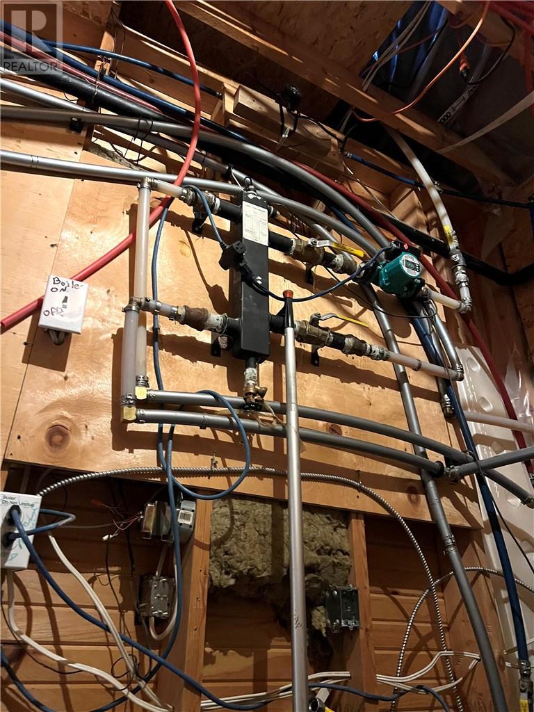 268 B Lake Road, St. Charles, ON - Indoor