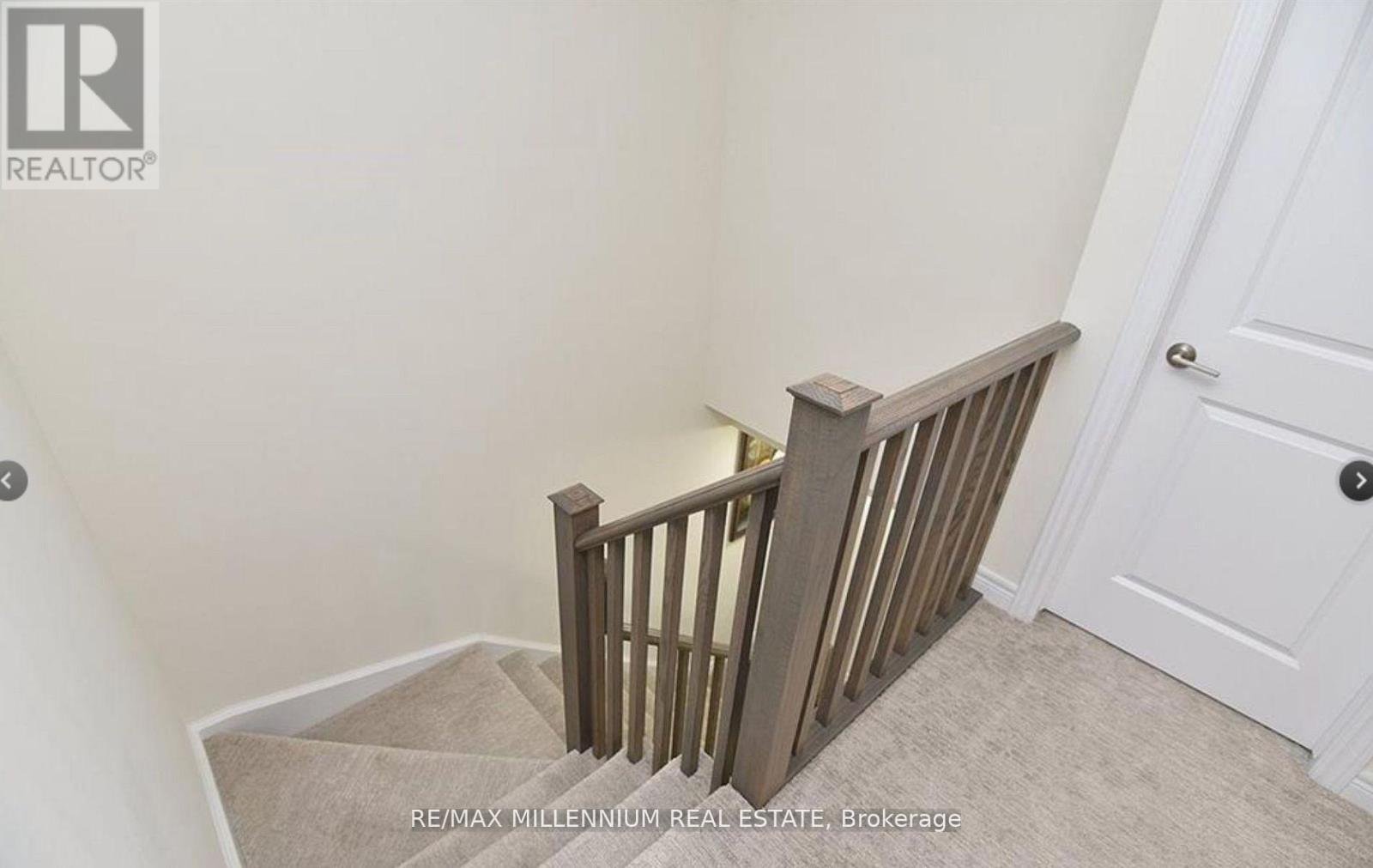 29 Hibiscus Lane, Hamilton, ON - Indoor Photo Showing Other Room