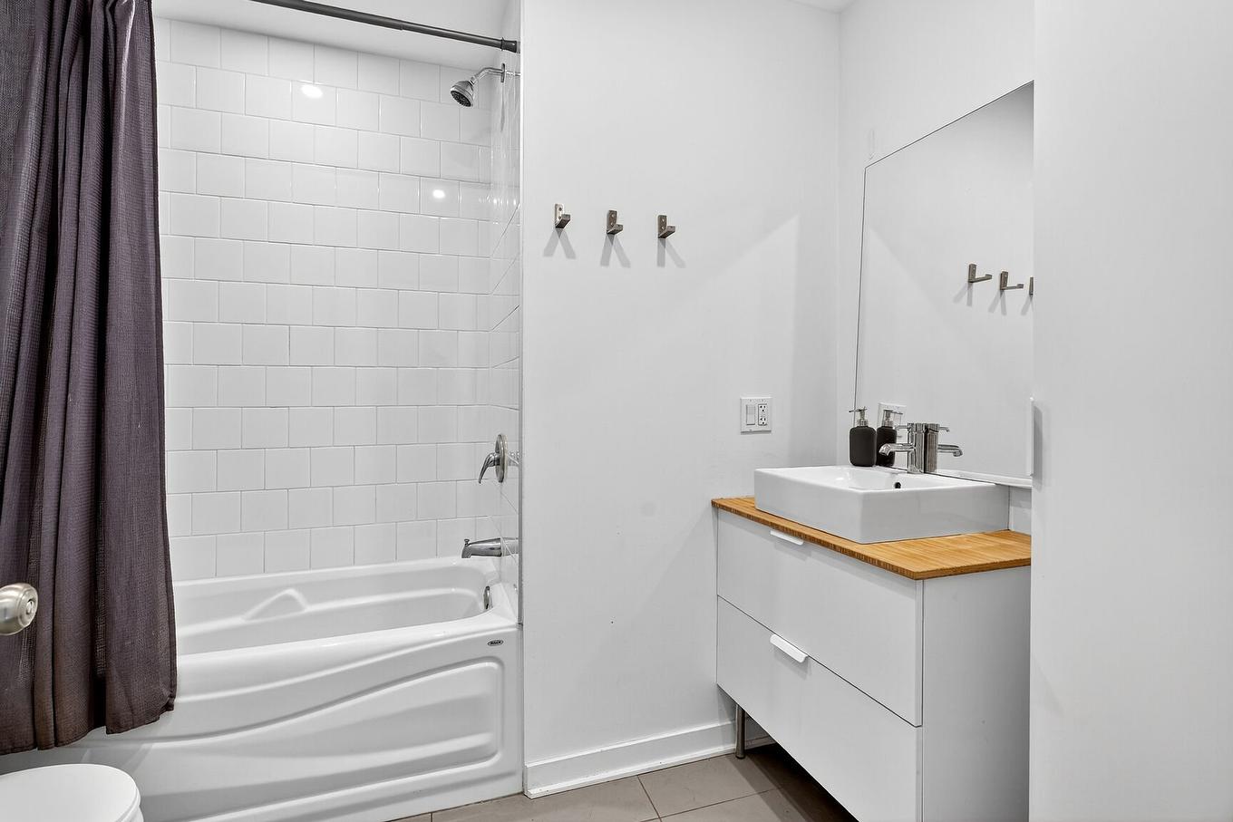 Salle de bains - 2696 - 2704 Rue De Rozel, Montréal (Le Sud-Ouest), QC - Indoor Photo Showing Bathroom