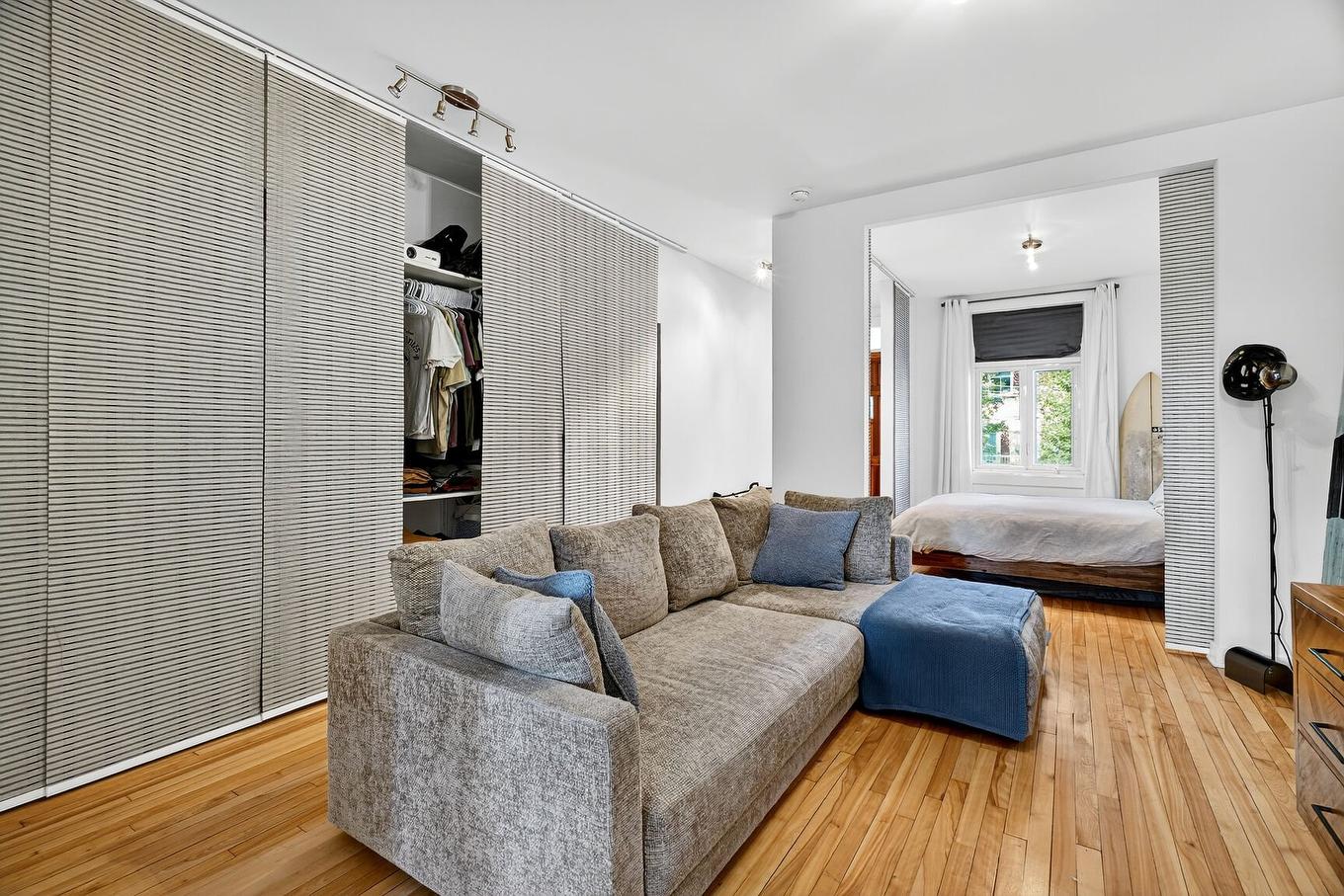 Salon - 2696 - 2704 Rue De Rozel, Montréal (Le Sud-Ouest), QC - Indoor