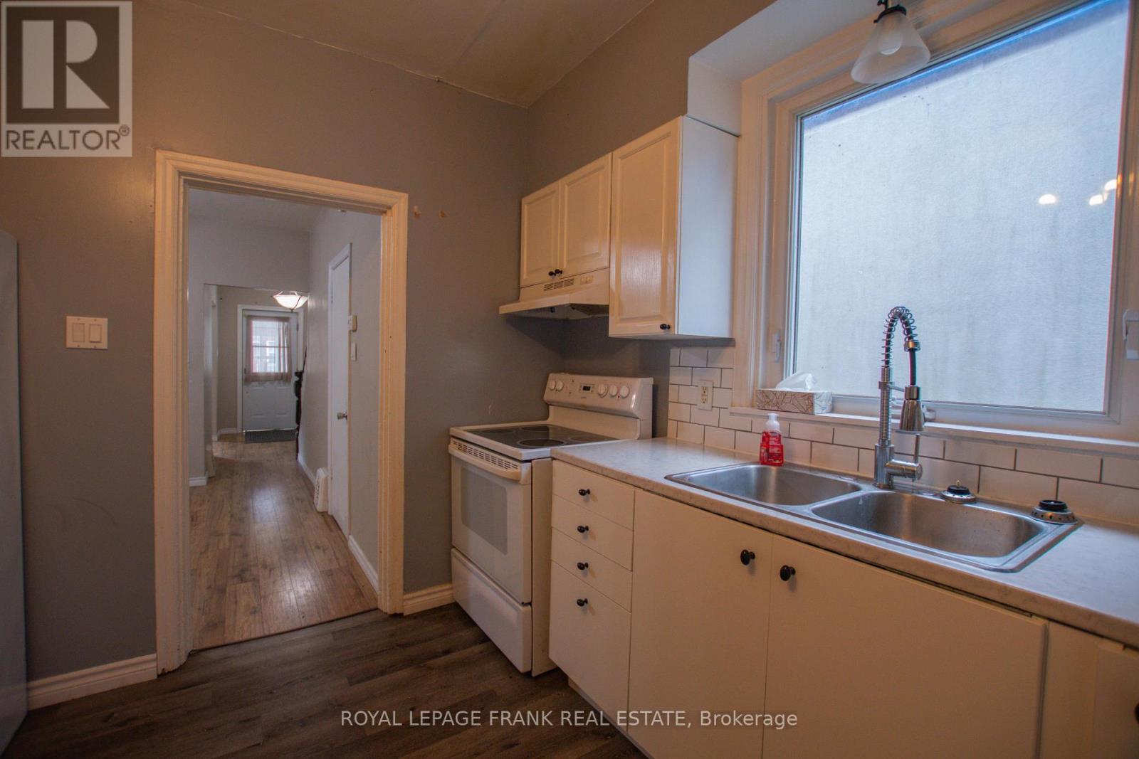 340 Regina Street, North Bay (Central), ON - Indoor Photo Showing Kitchen With Double Sink
