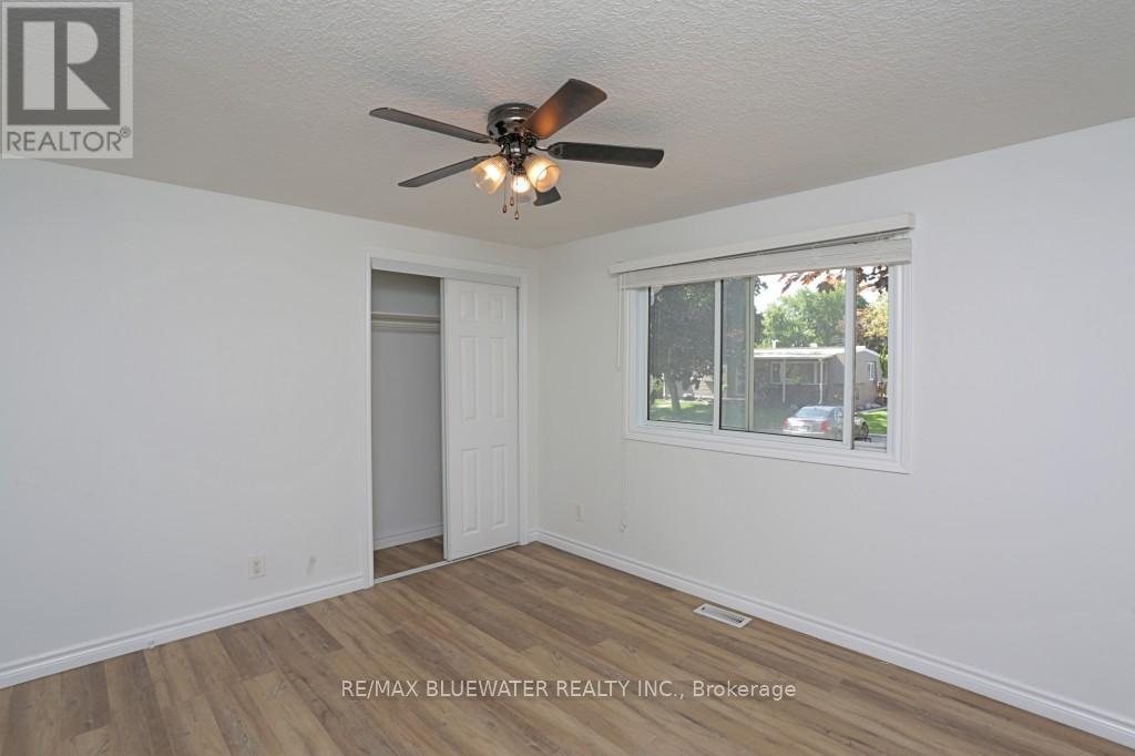 23 Pebble Beach Parkway, South Huron (Stephen), ON - Indoor Photo Showing Other Room