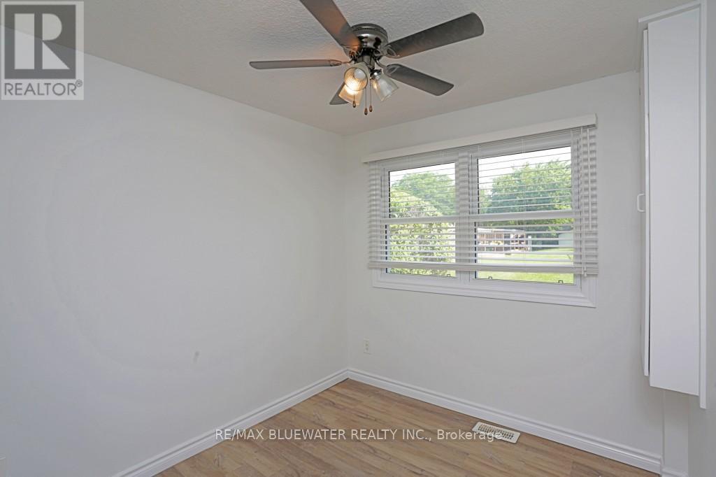 23 Pebble Beach Parkway, South Huron (Stephen), ON - Indoor Photo Showing Other Room