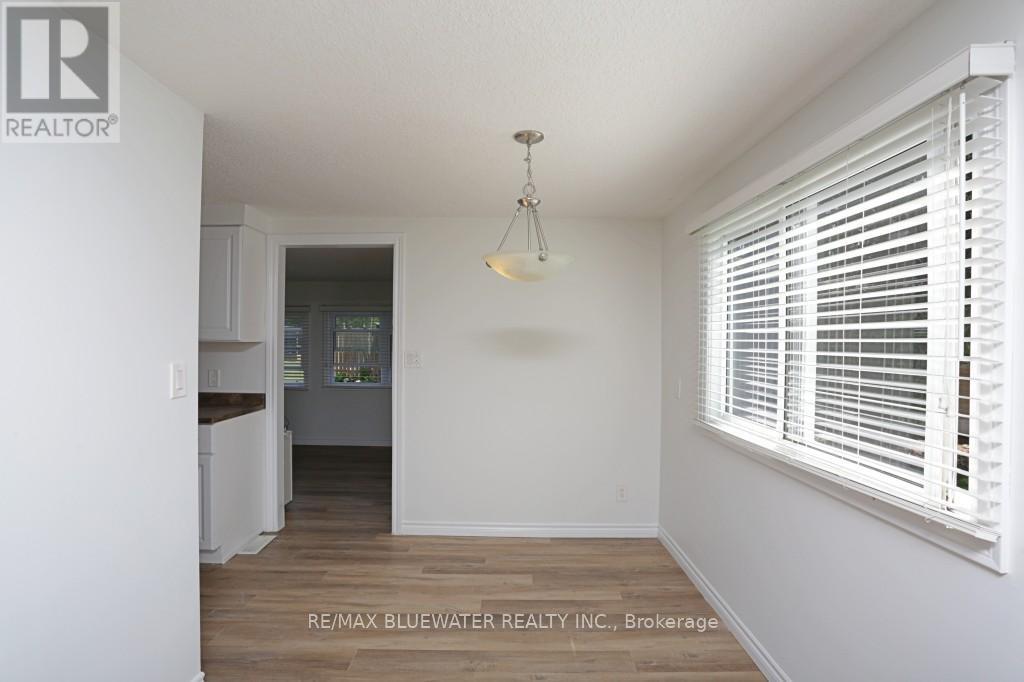 23 Pebble Beach Parkway, South Huron (Stephen), ON - Indoor Photo Showing Other Room