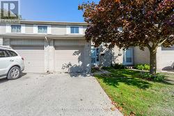 39 - 30 CLARENDON CRESCENT  London South (South P), ON N6C 5Y1