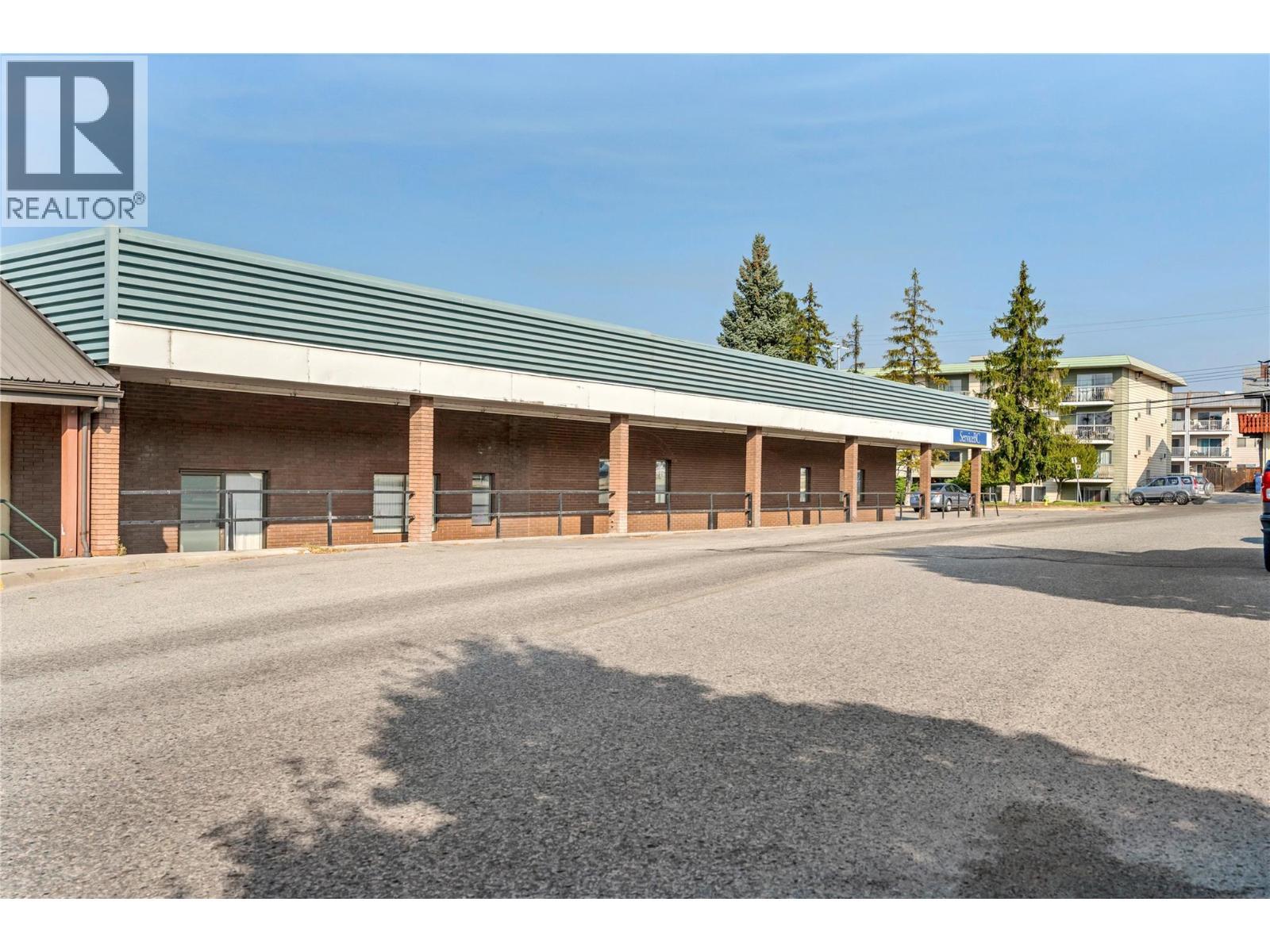 40 Calgary Avenue, Penticton, BC